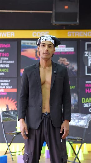 Highly effective workout for your forearms ⬇️ Strong forearm muscles improve grip strength, making daily tasks like lifting, carrying, and holding objects easier. They support better performance in sports, weightlifting, and climbing. Forearm strength also reduces the risk of wrist injuries, enhances hand coordination, and helps build overall arm endurance for various physical activities. #forearmworkout #forearmexercise #forearmtraining #armday #gym gymworkout workoutroutine foryou explorepage✨