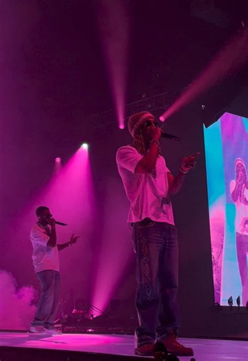 She’s not anyone #dbe #concert #birmingham #2026 #dblockeurope @Young Adz @BEEZO’s WORLD 🌎
