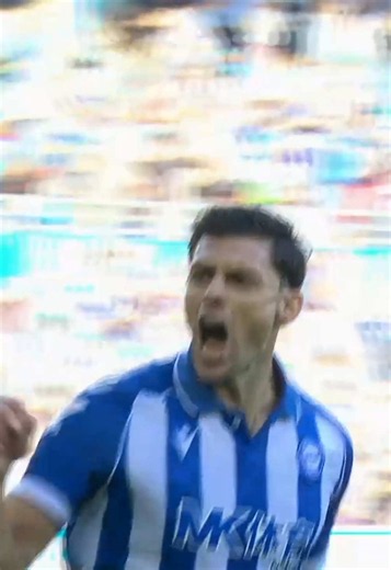 Equaliser from the spot! 🎯🦊 #LALIGAHighlights #AlavésAtleti #LALIGAEASPORTS #deportesentiktok