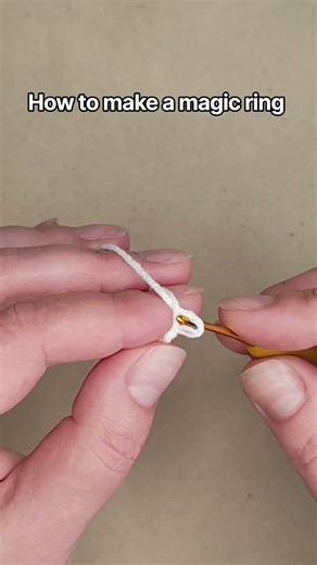 How to make a magic ring 🧶 #crochet