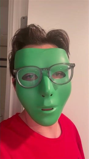 Reading the entire Shrek script 1 word per day #2571 “like”