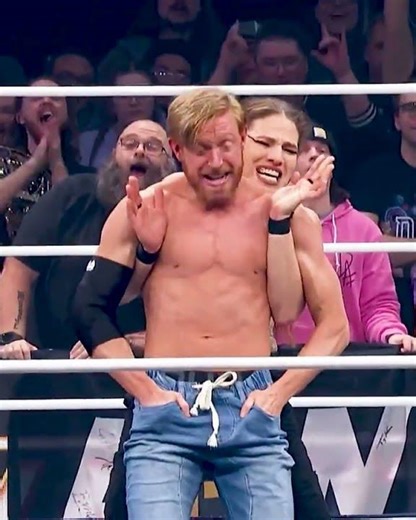 #MarinaShafir could NOT prevent #OrangeCassidy from... Cassidying!