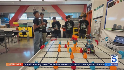 Maywood students in SoCal prepare for robotics world championship