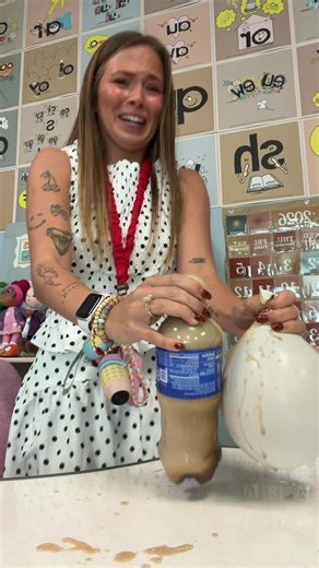 I am actually crying laughing #scienceexperiment #teacher #teachertok #teachersoftiktok #teacherlife