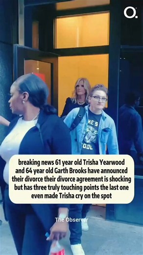 breaking news 61 year old Trisha Yearwood and 64 year old Garth Brooks have announced their divorce their divorce agreement is shocking but has three truly touching points the last one even made Trisha cry on the spot