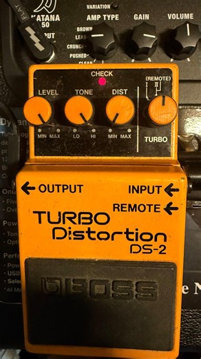 【BOSS DS-2 TURBO DISTORTIONで半ワウブースター】初期MSGのカリカリサウンドイメージ #michaelschenker #boss #ds2 #msg