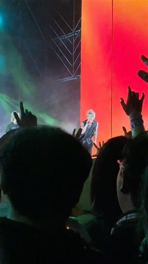 20261004 ONE OK ROCK - Stand Out Fit In #oneokrock