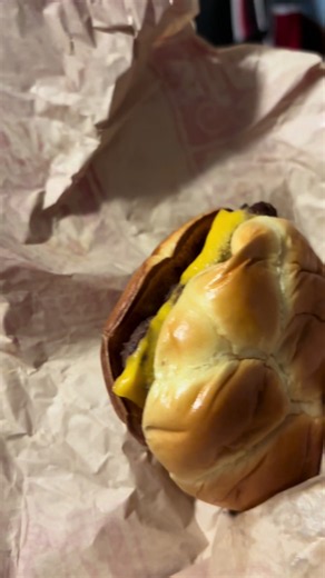 Come on now Wendy’s! 😳 #fyp | Wendy's