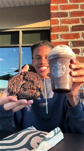 Trying The NEW Starbucks Black Cat Frappuchino Black Night Venti Cookie! #fyp #viral #starbucks