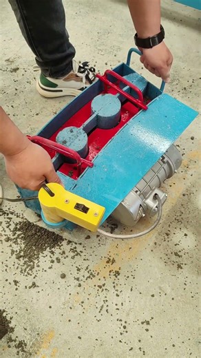 THE POWER OF VIBRATION: How This Small Device Makes Tough Bricks