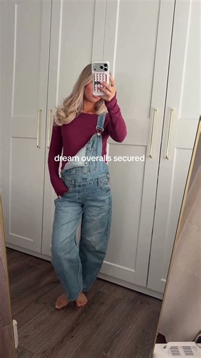 Denim Overalls Outfit Ideas | Casual Chic Fall Fashion & Street Style | 12th Tribe