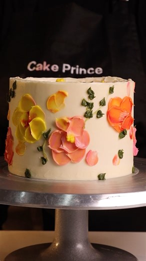 How to make buttercream floral cake 🌼