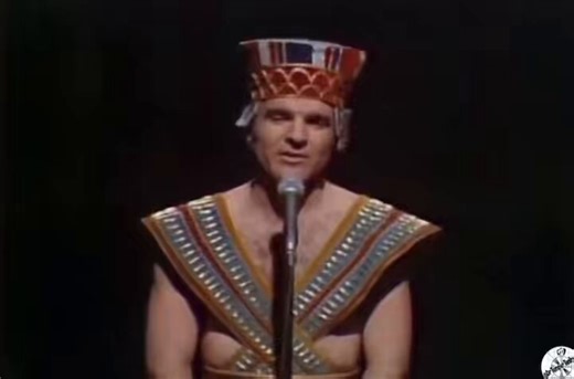 RT @DannyDeraney: 48 years ago today, Steve Martin hosted SNL and debuted his new hit record.King Tut