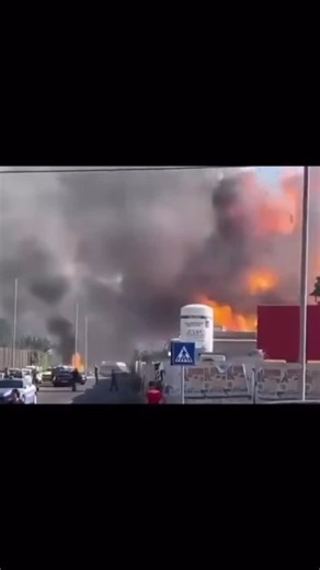 XR Brisbane/Meanjin on Instagram: "A major gas station explosion has injured at least 35 in the Centocelle neighborhood of Rome. A liquid petroleum gas (LPG) leak during unloading operations appears to be the cause of the incident. High frequency normalizes the risk. Thousands of gas - related fires occur annually, making them common accidents that no longer seem newsworthy. Gas ‘ dangerous reputation is well-known, so these incidents are often dismissed as predictable."