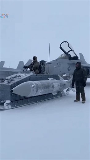 Unbelievable Scene! JDAM Precision-Guided Bombs Transported by Snowmobiles Across Icy Terrain! ❄️🚨 #viralvideo #navy #JDAM #MilitaryLogistics #ExtremeConditions #UnrealMoment | The Military Power Hub