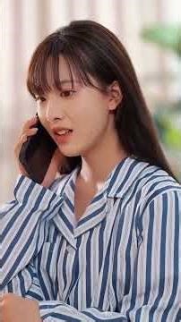 Introducing the "VitaWear SmartBand," a next-generation wearable gadget🎉