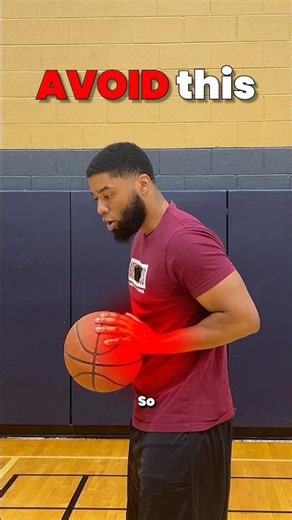 Hold The Basketball Like This For a Quick Release 🏀