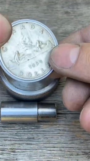 Turning a Canadian Coin into a Unique Ring
