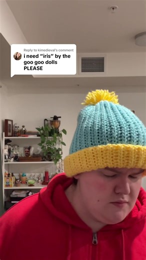 Replying to @kimedieval the dance is free for the first five minutes (hat and Clyde Frog both made by my mum)