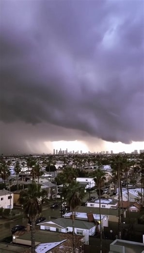 🚨 TORNADO CONFIRMED — CHRISTMAS MORNING IN LOS ANGELES 🌪️ A rare and dangerous tornado touched down in Boyle Heights early Christmas morning as a powerful storm system swept across Southern California. This occurred within the Southern California Weather Force (SCWF) Tornado Watch, which was extended through Christmas due to increasing instability and rotating storm cells. Tornadoes in Los Angeles are extremely uncommon, especially in winter. This event is a reminder that severe weather can ha