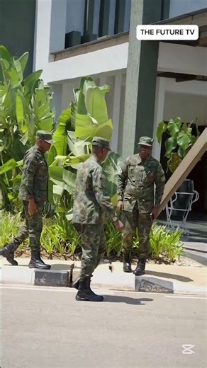 Gen. Mubarakh Muganga ubwo yageraga mu Ishuri Rikuru rya Gisirikare rya Gako!!
