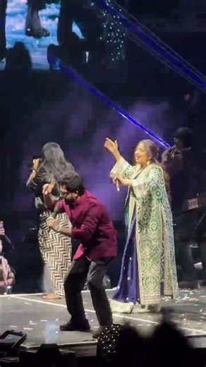 Radha | Shreya Ghoshal Concert | London O2 Arena | Shreya Ghoshal LIVE Performance #viralshorts
