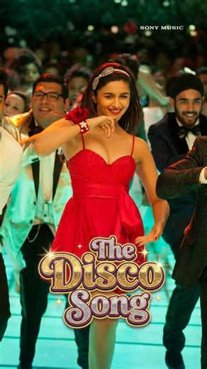 Disco lights on, worries off 💃🕺✨ #discosong #sunidhichauhan #bennydayal #vishalshekhar