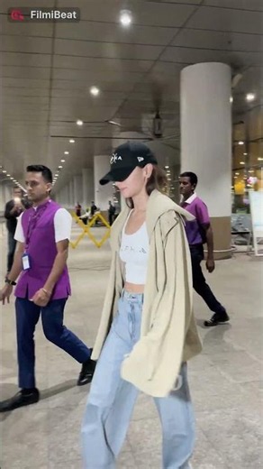 Alia Bhatt spotted at the airport in a cool and stylish look