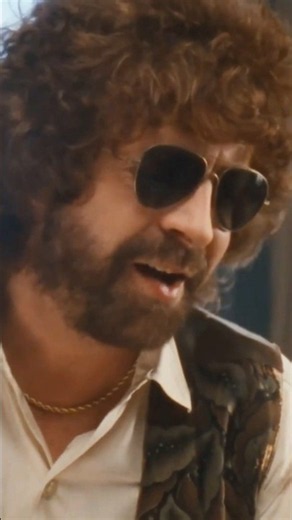 The Traveling Wilburys perform their iconic song End Of The Line pt2