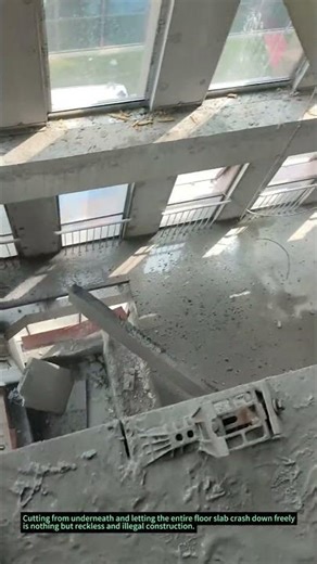 Cut the slab section by section from top to bottom #constructionsafety #demolitionwork #civileng