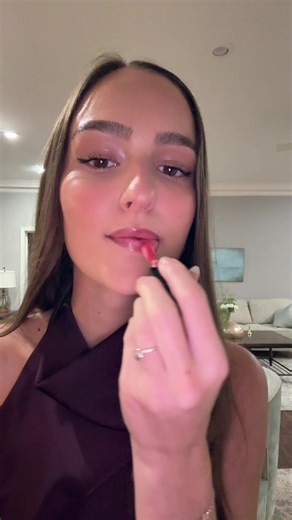 cami (@cam_cakes)’s videos with sonido original - C