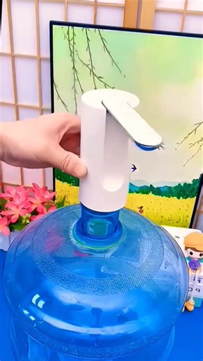 Portable USB Water Dispenser Pump for Easy Serving