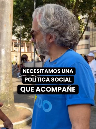 No puede ser que pedir una operación se convierta en una pelea contra el sistema. ⚠️ @jdoviedoar No es justo que una persona que quiere sanar, seguir adelante y vivir con dignidad se encuentre con puertas cerradas, trámites eternos y respuestas que nunca llegan. Con @palomavalencial hay una prioridad clara: la salud no puede seguir fallando. Hay que responder, cumplir y poner al paciente en el centro. ⚕️✨ #ColombianosConPaloma #PalomaPresidenta #SaludDigna #ColombiaMásGrande #LaSaludNoPuedeFalla