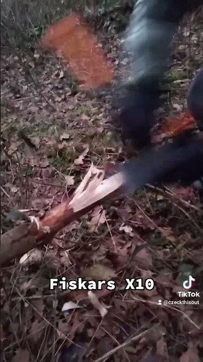 Fiskars X10 test #bushcraft #knife #axe #fiskars