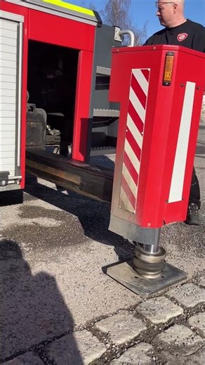 Brann- / stigebil / Laddertruck / Scania P114GB4X2NB380 2005 , Approved 01.-26