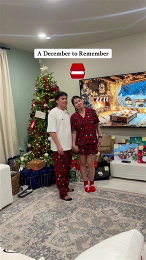 Christmas Eve Proposal #fyp #foryoupage #merrychristmas #engaged #fyp??viral