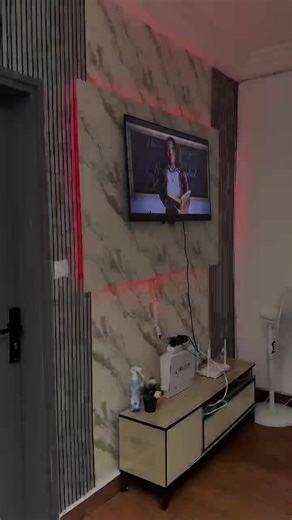 RÉSIDENCE CHAMBRE–SALON À Abidjan (yopougon Maroc ) Confort, tranquillité et accessibilité réunis pour votre bien-être. ✨ Cadre paisible et sécurisé ✨ Chambre salon spacieux ✨ Wi-Fi ✨ Cuisine fonctionnelle ✨ Eau chaude 📍 yopougon Maroc 📞 WhatsApp : 07 79 53 02 19 #LocationMeublée #yop #abidjan #residence