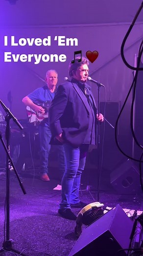 TG Sheppard sings I Loved ‘Em Everyone at Houston Rodeo Bar B Que cook off | TG Sheppard