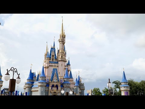 Magic Kingdom Cinderella Castle Area 2025 Sights & Sounds w/ Rain | Walt Disney World July 2025