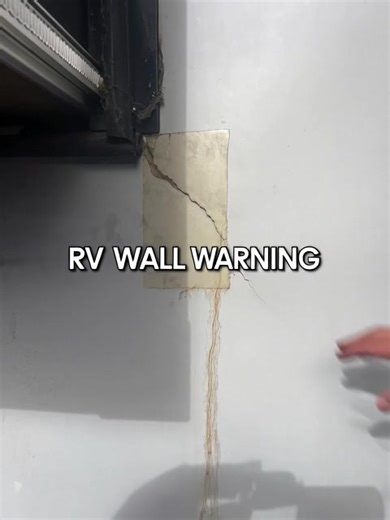 RV Wall Cracks: A Structural Warning Sign
