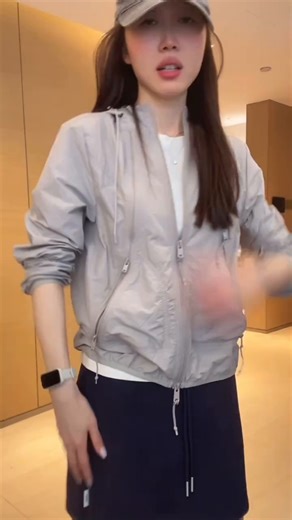 S&WSW速惟运动外套女秋冬户外连帽宽松休闲跑步健身训练运动上衣 深邃黑 S