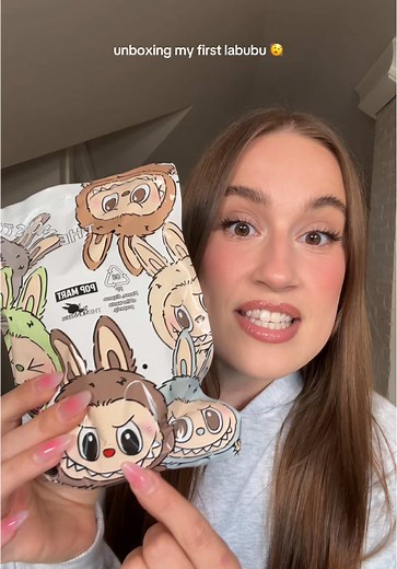 I CAN’T WITH THIS… #labubu #lafufu #popmartunboxing #unboxingvideo #unboxing #labubumacarons