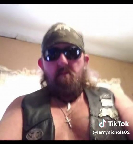 Larry Nichols (@larrynichols02)’s videos with Outlaw Heaven - Doc Raven