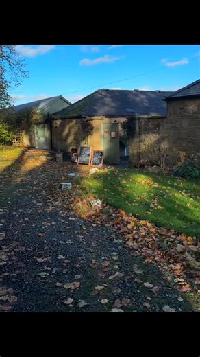 Just steps away from Alnwick Castle, and it feels like a fairytale 🏰💫 The Old Stable Room awaits. Old Stables Tea Room #travelnortheast #supportlocal #foodlover #coffeeshop | Eat Explore Northumberland