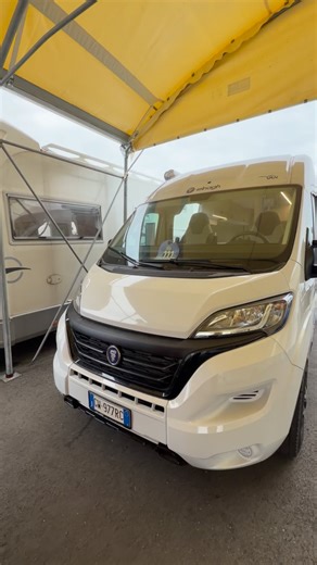campernovara.it on Instagram: "ELNAGH E-VAN 2 Anno 2025 Fiat ducato 2.2/140cv Km 1795 Cerchi in lega Garanzia Casa Madre Elnagh OPTIONAL ED ACCESSORI radio touchescreen ASR Chiusura centralizzata Oscuranti plissettati in cabina Sedili girevoli Vetri elettrici Specchietti elettrici Comandi al volante Doppio airbag Riscaldamento truma combi Supporto tv Frigorifero a compressore Pannello solare Zanzariera porta ingresso Gradino esterno elettrico Luce esterna led Tendalino esterno DIMENSIONI lunghez