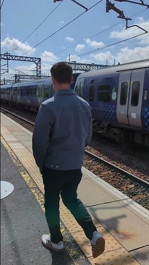 class 334 terminating at Bathgate #railwaycontent #electricmultipleunit #scotrail #trainspotting
