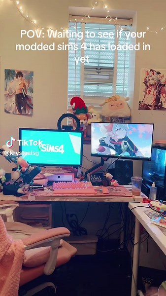 Modded Sims 4 Gameplay: Loading Your Dream Sims