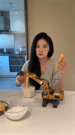 Brother’s Toy Crane Fails at Tea Time… Sweetly!