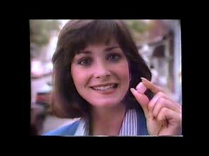1985 Trident Bubble Gum "Taste the fun that will win you over" TV Commercial