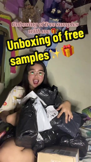Unboxing free samples with me✨thank you for the trust po mga seller🥰 #unboxingwithme #rhoseyfinds #rhoseydizon #freesample #unboxingtime